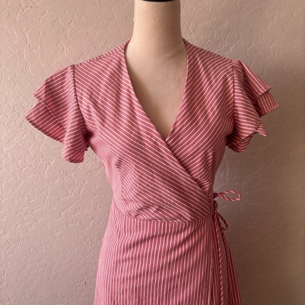 Francesca’s Harper Heritage Pink White Striped Ruffle Sleeve Wrap Dress Large - Picture 3 of 12